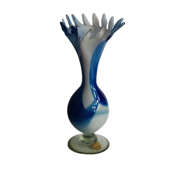 Beautiful Blue And White Glass Decorative Vase - Picture 4 of 13